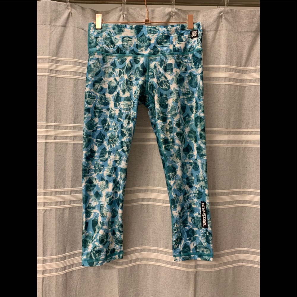 Hard Core Sports capri leggings small
